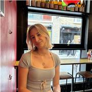 Estudiante de universidad con 4 años de experiencia dando clases en inglés. Clases online o presencial.